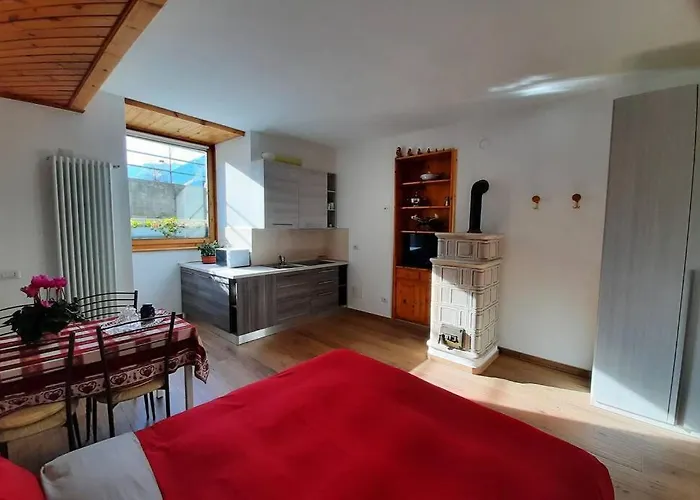 Vicino Al Centro Da Lori Apartment *